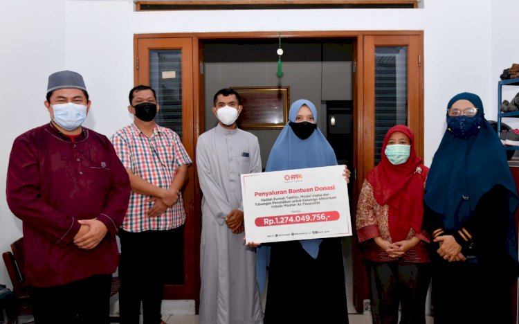Hadiah Duka Untuk Keluarga Mendiang Ustadz Maaher Telah Disalurkan