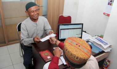 Berapa Minimal Gaji yang Wajib Zakat?