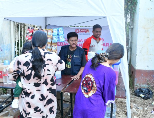 Salurkan Bantuan untuk Manggarai
