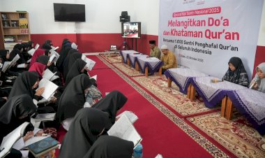 Khataman Al-Qur’an Warnai Peringatan Hari Santri Nasional di Pesantren Takhassus Putri Cikarang